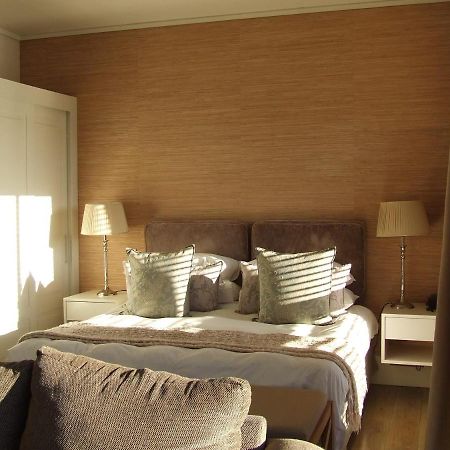 210 Gallery Luxury Studio Apartment Книсна Екстериор снимка
